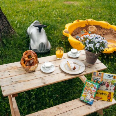 Kindertisch auf der Terrasse